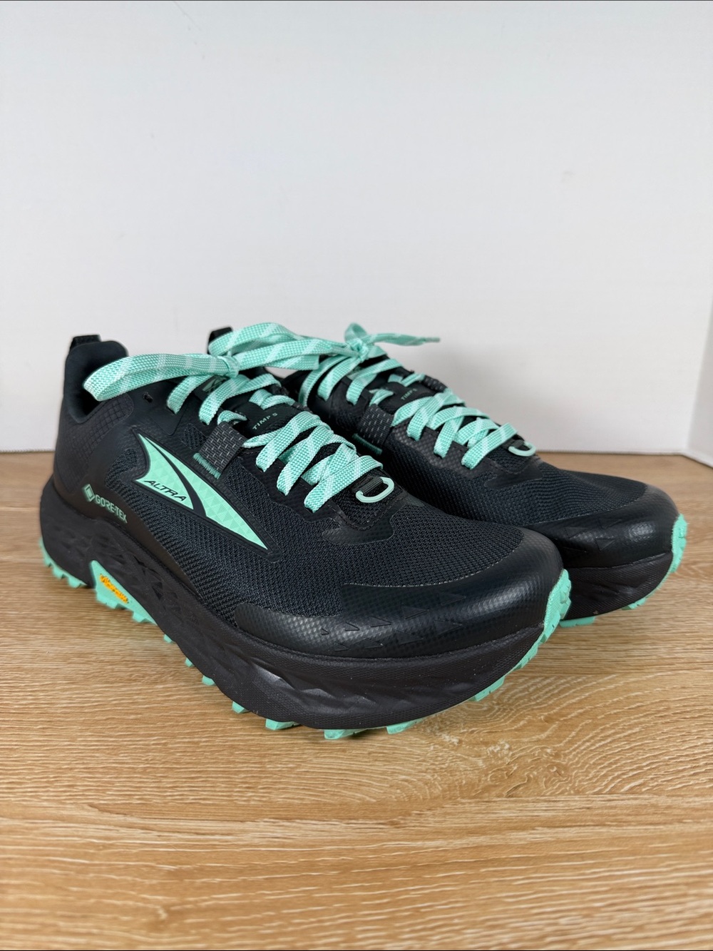 Altra Women's Timp 5 trail running Gore-Tex
